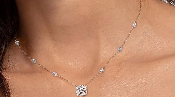 2.5CT Moissanite Pendant Necklace Cushion Cut D Color VVS1 925 Sterling Silver Halo Pendant.