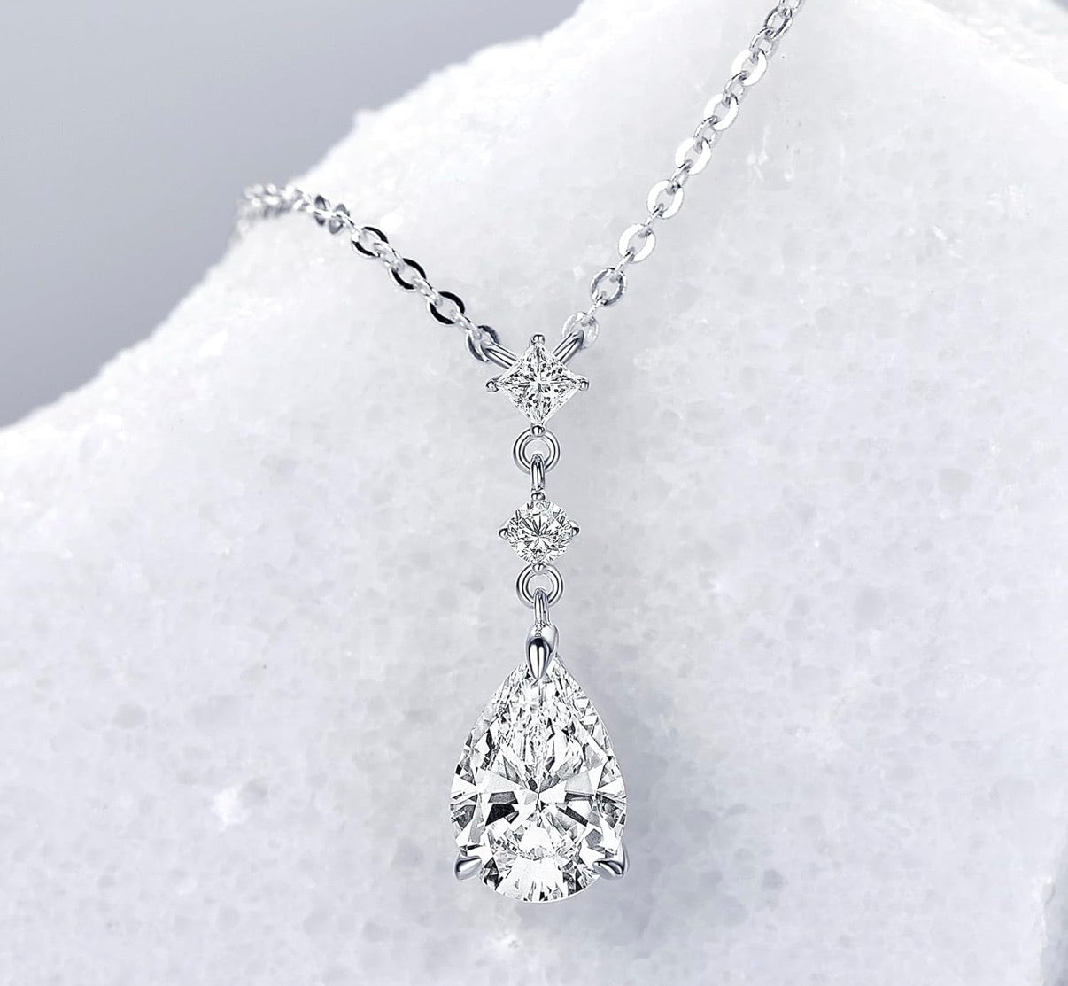 2CT Pear Cut Moissanite Pendant Necklace D Color VVS1 925 Sterling Silver Dainty Pendant.
