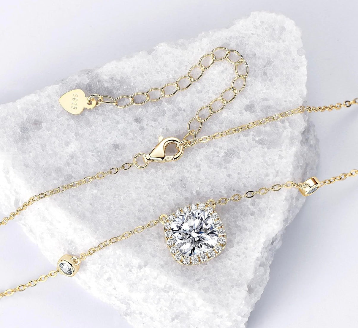 2.5CT Moissanite Pendant Necklace Gold Color Cushion Cut D Color VVS1 925 Sterling Silver Halo Pendant.