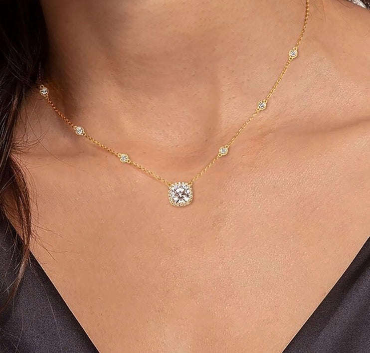 2.5CT Moissanite Pendant Necklace Gold Color Cushion Cut D Color VVS1 925 Sterling Silver Halo Pendant.
