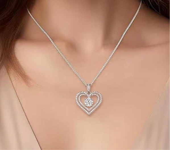Moissanite Heart Pendant Necklace Lab Created Diamond 18K Gold Plated 925 Sterling Silver D Color VVS1 Clarity