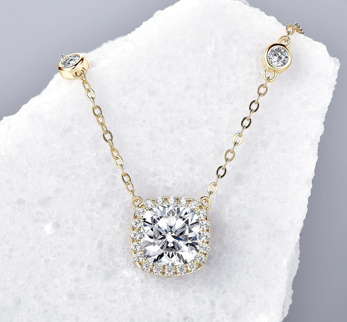 2.5CT Moissanite Pendant Necklace Gold Color Cushion Cut D Color VVS1 925 Sterling Silver Halo Pendant.