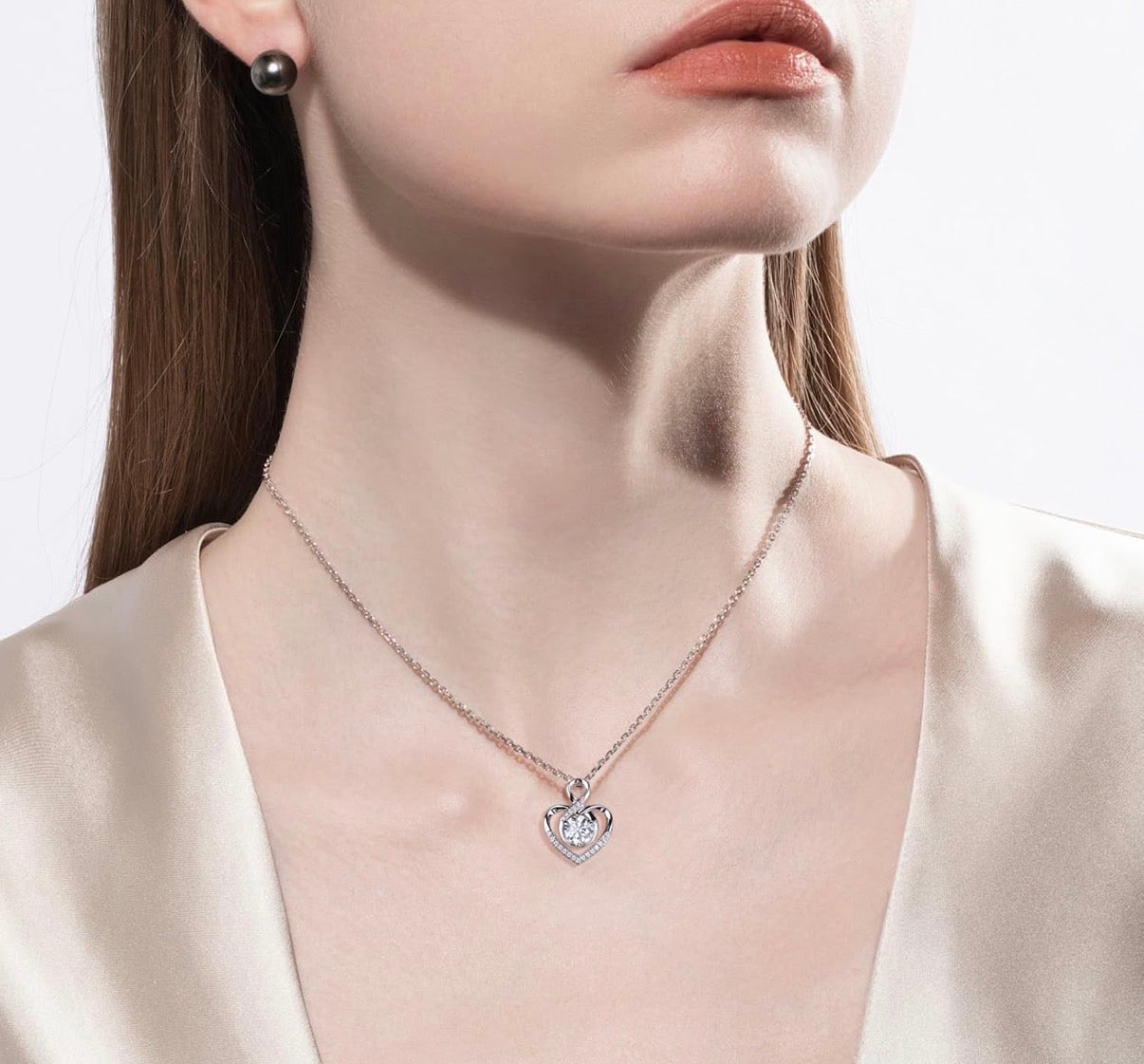 Pendant Love Necklace for Women 2 Ct Center Stone D Color VVS1 Clarity Round Brilliant Cut 925 Sterling Silver