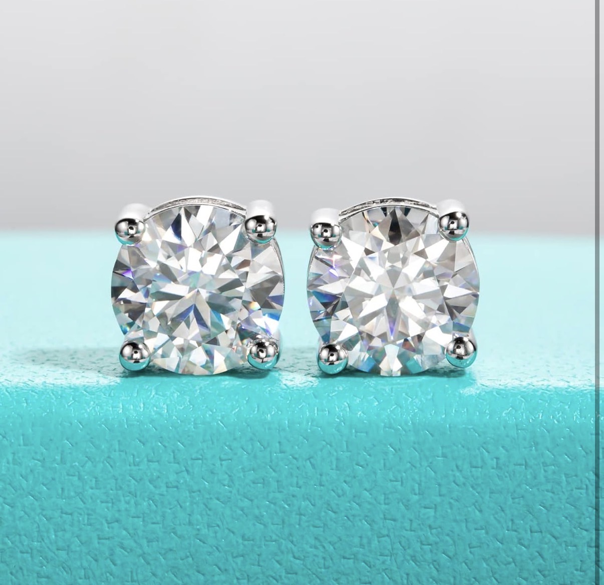 1 Carats Circle Cut Moissanite Stud Earrings for Women, D Color VVS1 925 Sterling Silver Earrings