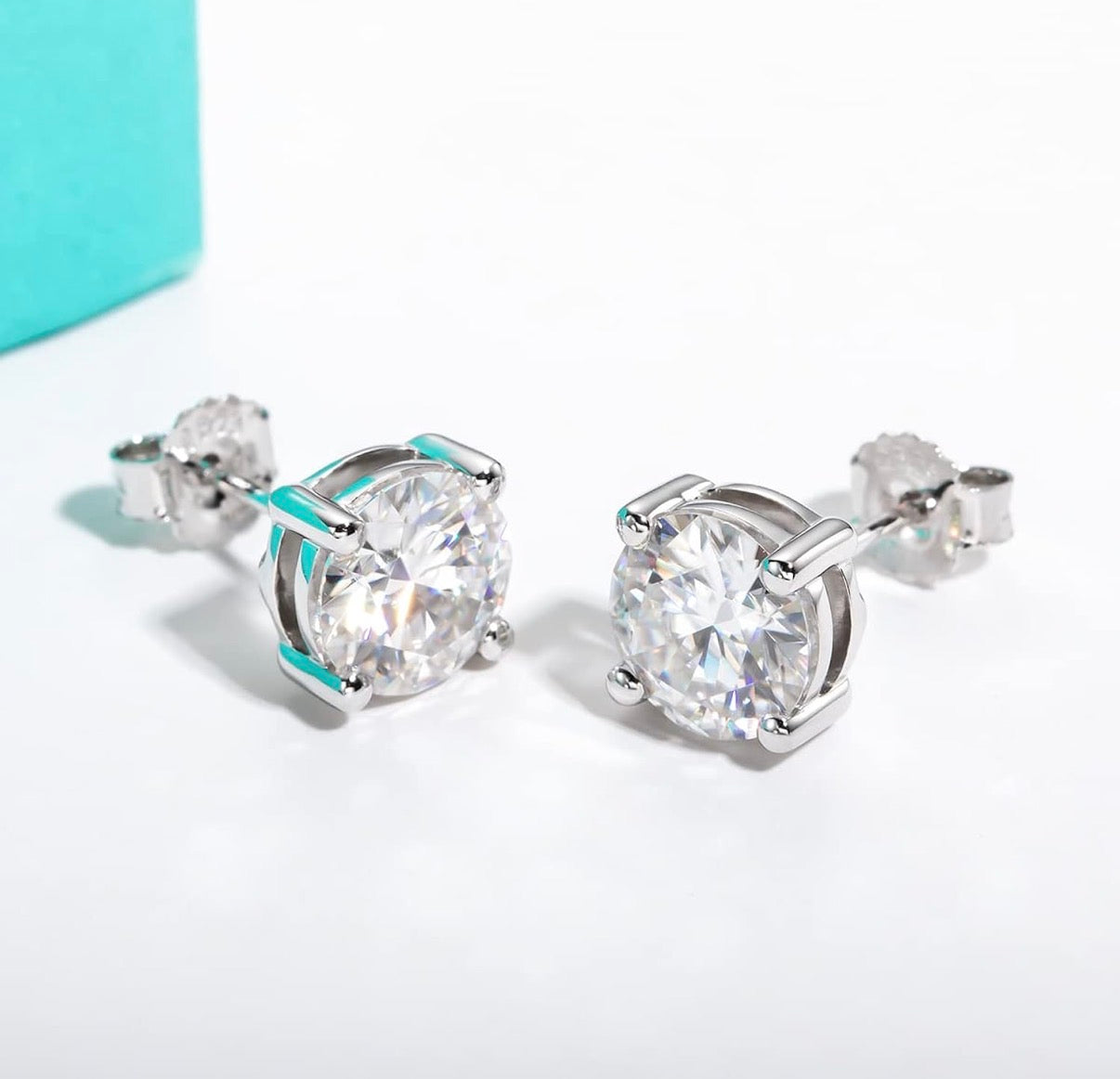 1 Carats Circle Cut Moissanite Stud Earrings for Women, D Color VVS1 925 Sterling Silver Earrings