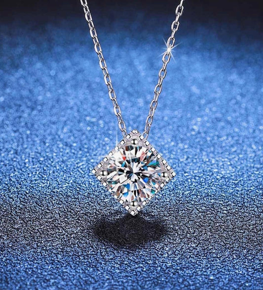 Beautiful 1 .0 Carat Moissanite Rectangle Cut Pendant Necklace for Women, D Color VVS Clarity