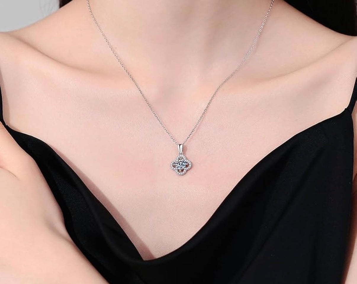 Beautiful 1 .0 Carat Moissanite Clover Pendant Necklace for Women, D Color VVS Clarity