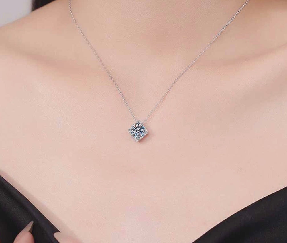 Beautiful 1 .0 Carat Moissanite Rectangle Cut Pendant Necklace for Women, D Color VVS Clarity