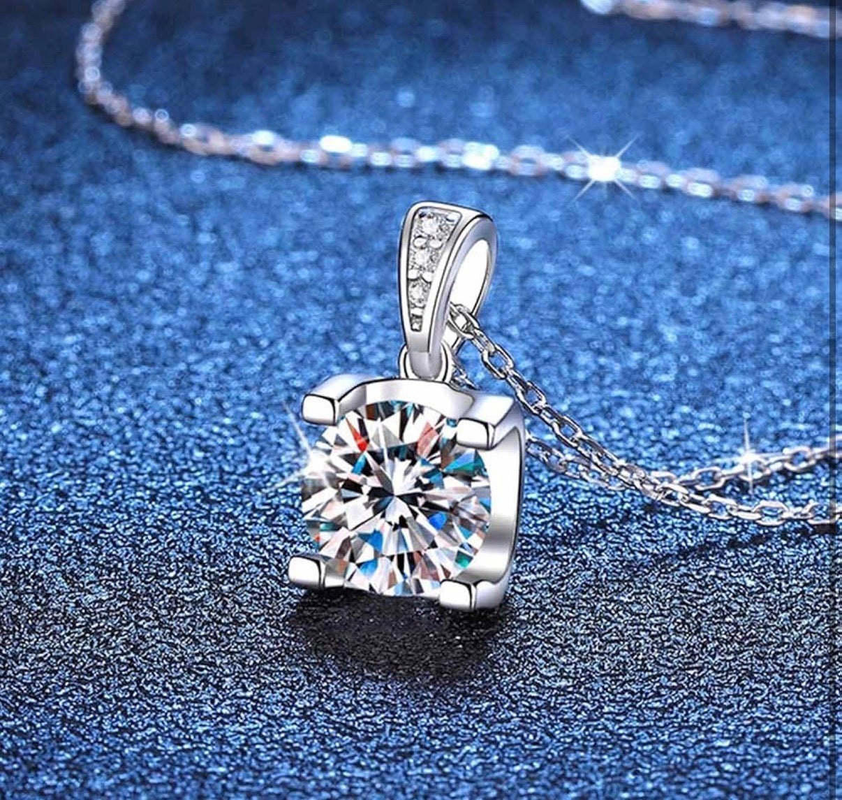 Beautiful 1 .0 Carat Moissanite Round Pendant Necklace for Women, D Color VVS Clarity