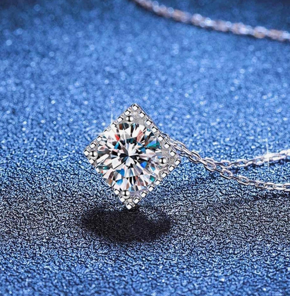 Beautiful 1 .0 Carat Moissanite Rectangle Cut Pendant Necklace for Women, D Color VVS Clarity