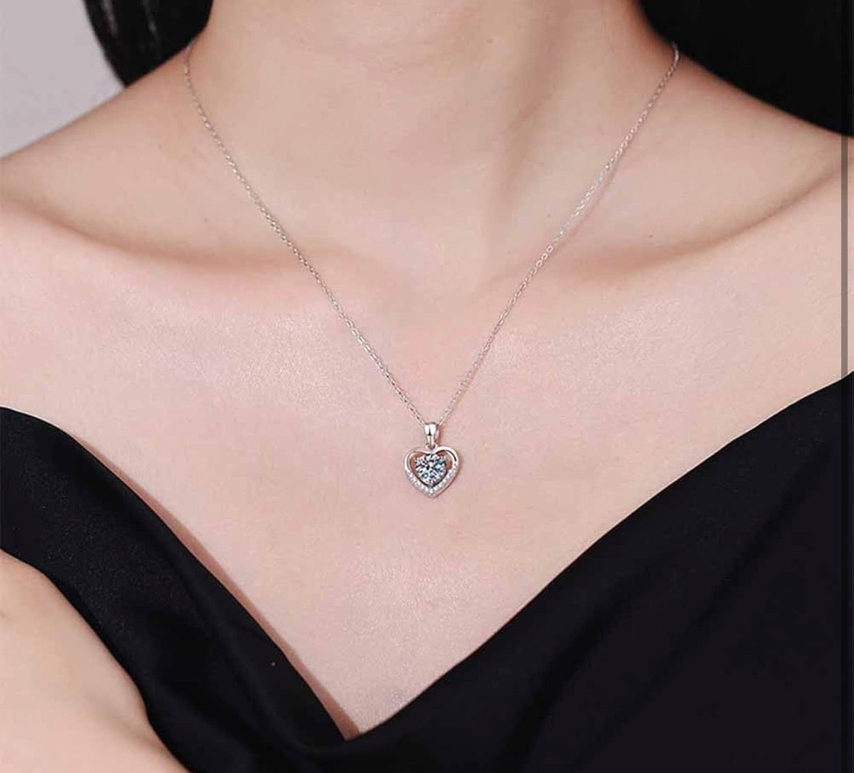 Beautiful 1 .0 Carat Moissanite Heart Cut Pendant Necklace for Women, D Color VVS Clarity